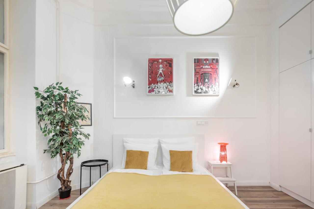 Extra Central Modern Studio Budapest Exterior foto